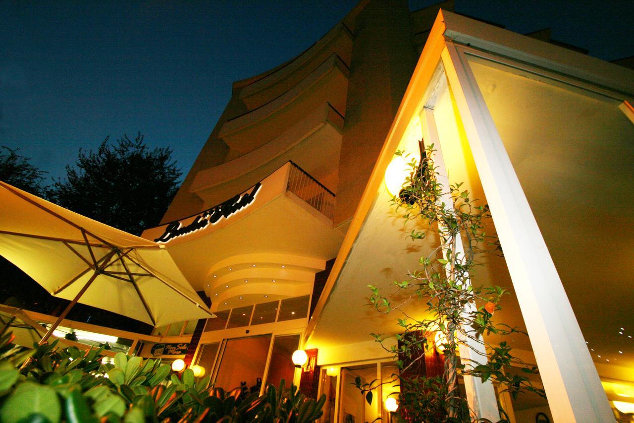 Hotel London Cattolica Exterior foto